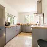Rez-de-villa Avec Espace Arbore Privatif * Σαιντ-Μαξίμ