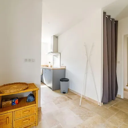 Rez-de-villa Avec Espace Arboré Privatif Apartamento
